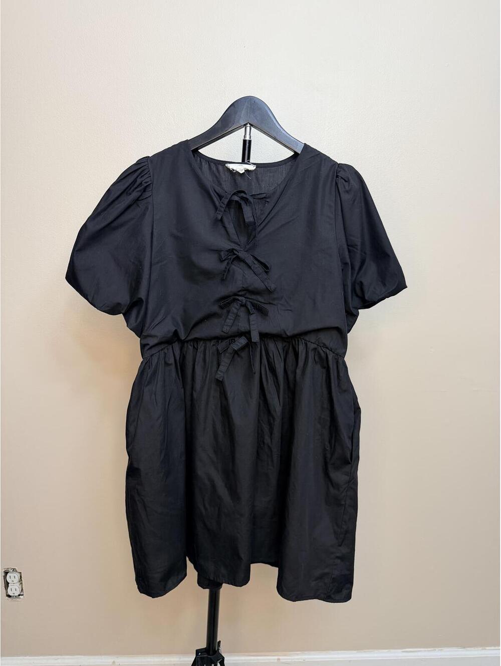 Entro Black Babydoll Mini Dress Women’s Size S Puff Sleeve Tie Front Cottagecore